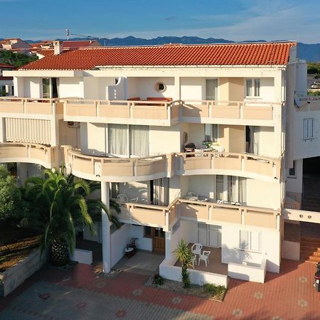 Apartments Tomy نوفاليا المظهر الخارجي الصورة