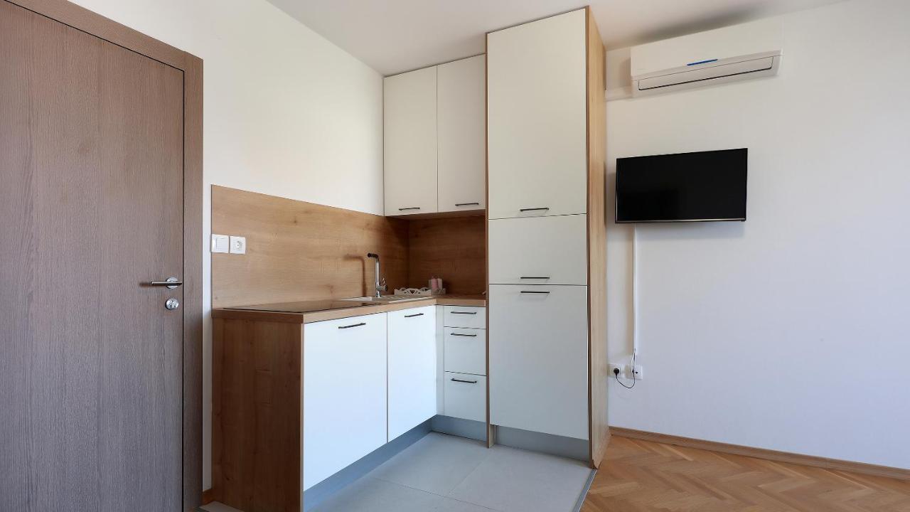 Apartments Tomy نوفاليا المظهر الخارجي الصورة
