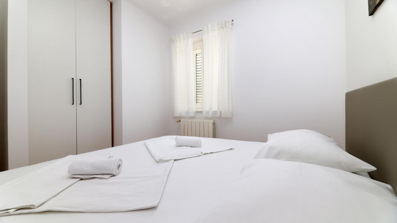 Apartments Tomy نوفاليا المظهر الخارجي الصورة