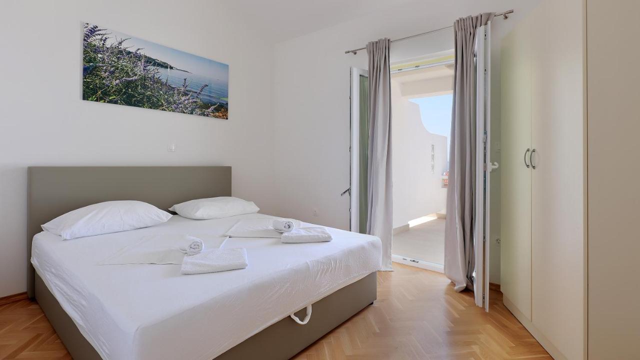 Apartments Tomy نوفاليا المظهر الخارجي الصورة