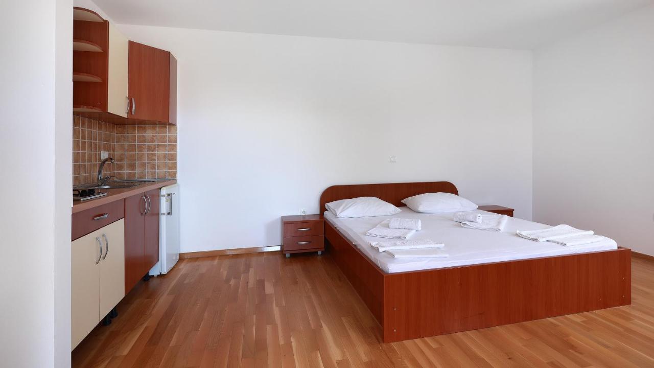Apartments Tomy نوفاليا المظهر الخارجي الصورة
